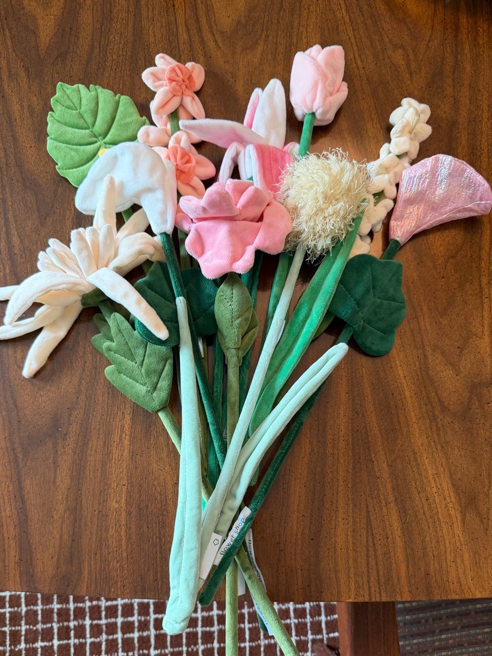 CJ Hendry Flower Shop 10 Stem Bouquet - Picture 2 of 6